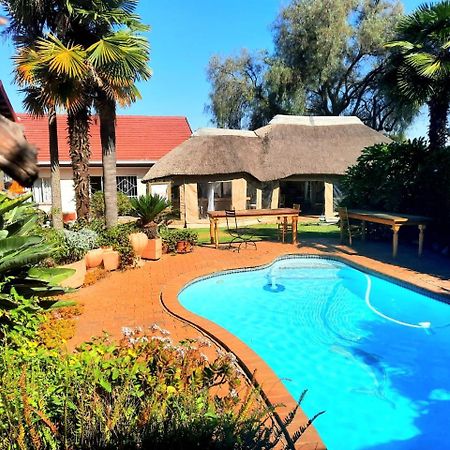 Sun And Stars Hotel Benoni Kültér fotó